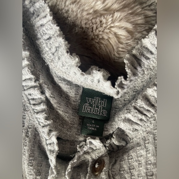 Wild Fable Grey Cotton Top - Picture 2 of 2